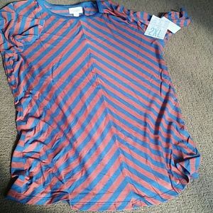 2xl Lula Roe Gigi top.